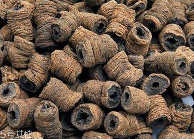 巴戟天能泡酒吗 牛漆巴戟天酒