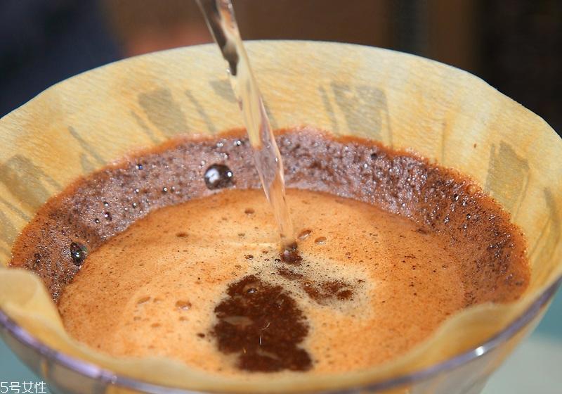 滴漏咖啡壶的使用方法 手冲步骤图解