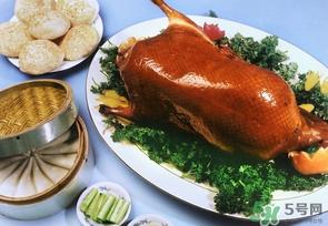 全聚德烤鸭怎么吃？全聚德烤鸭吃法