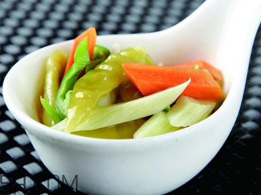 四川泡菜几天能吃？四川泡菜每次加菜时加糖还是糖水