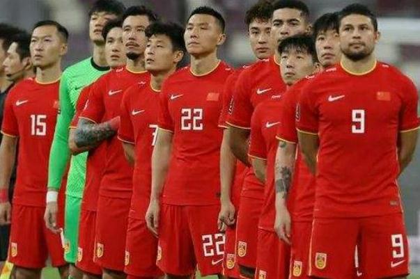 委员提议中国足球实行部队制管理 中国足球为什么不行