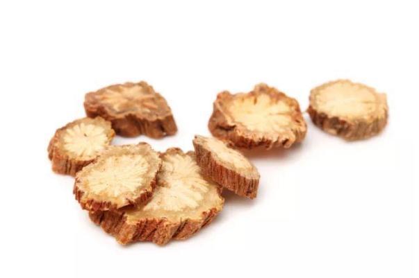 丹参可以泡脚吗 丹参泡脚的功效与作用