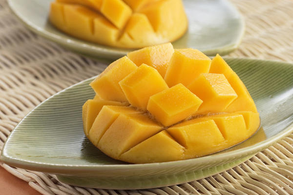 吃芒果的注意事项 芒果的品种有哪些