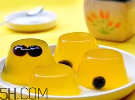 水晶之恋果冻是什么意思 水晶之恋果冻怎么取出