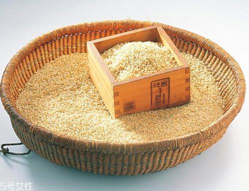 芝麻油可以蒸蛋吗 简单好吃的美食