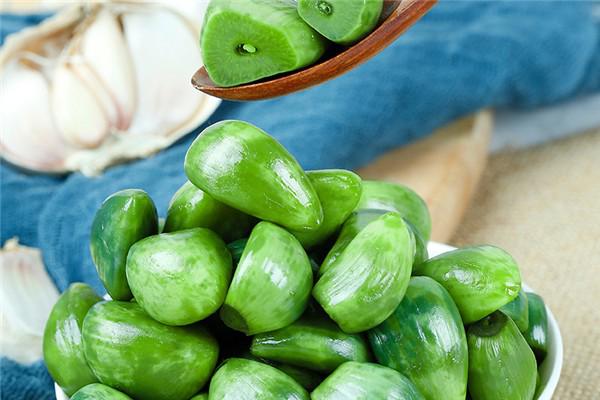 腊八蒜用老蒜还是新蒜 腊八蒜用什么醋比较好