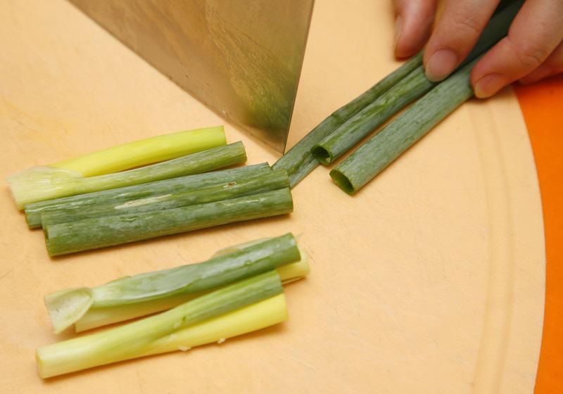 切菜刀法基本功图解 蔬菜肉类9种切法