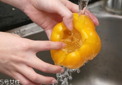 怎么洗蔬菜去农药残留 如何去除蔬菜上的农药残留