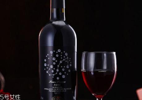 红葡萄酒怎么喝最好的 红葡萄酒可以冷藏后喝吗