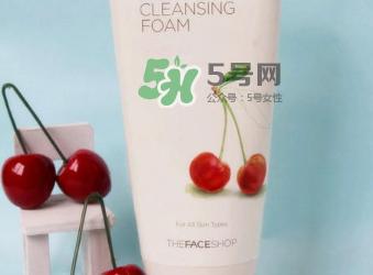 菲诗小铺樱桃泡沫洁面膏怎么样_菲诗小铺樱桃泡沫洁面好用吗