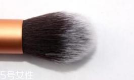 腮红为什么引起过敏？腮红刷该洗了