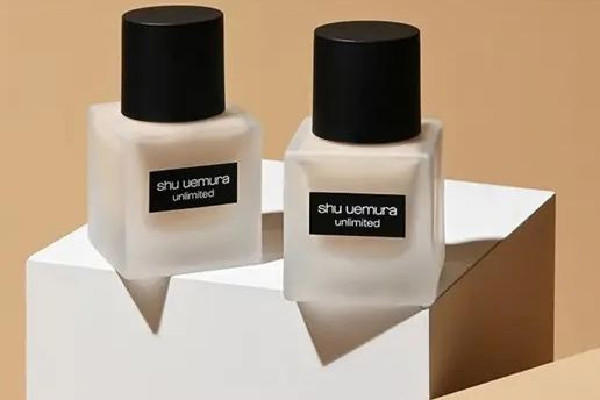 植村秀小方瓶粉底液真假辨别 植村秀小方瓶粉底液适合干皮吗