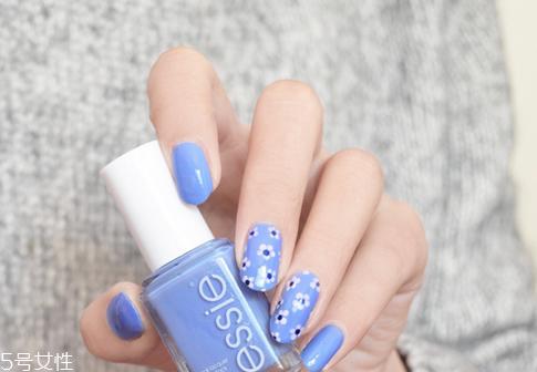 2018粉色美甲新款式图片 今年流行的夏日清新美甲