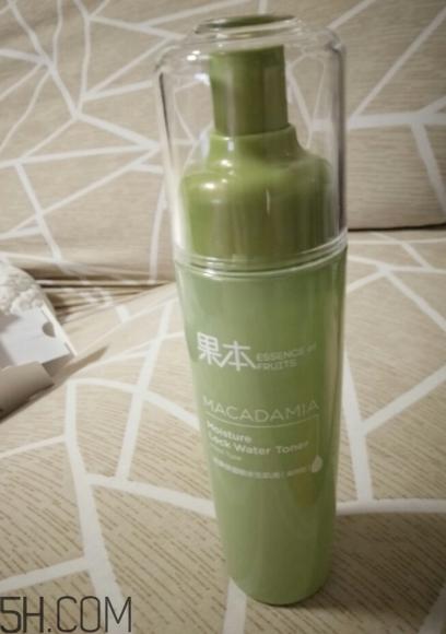 诗婷露雅生肌液滋润型适合什么肤质_什么季节