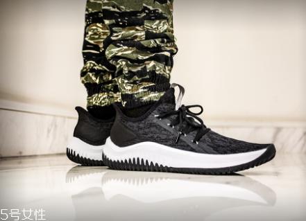 adidas dame dolla利拉德支线球鞋测评_实物开箱上脚