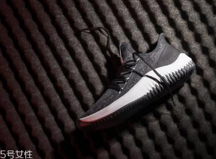 adidas dame dolla利拉德支线球鞋测评_实物开箱上脚