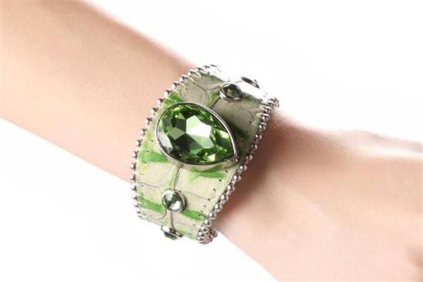 天然绿水晶价格 并不算很贵