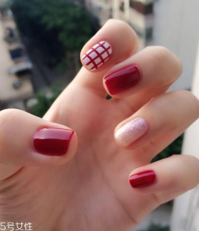 可撕指甲油哪个牌子好？女神都爱的六款健康指甲油