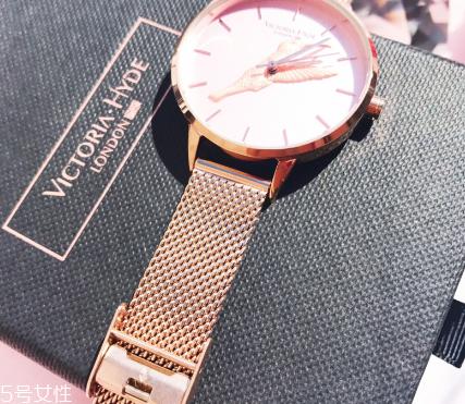 石英表和电子表的区别 不要弄混了