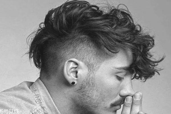 严重m字额留什么发型 男士严重m字额发型大全