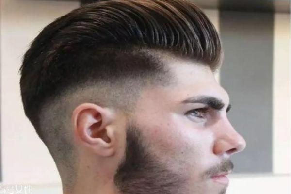 严重m字额留什么发型 男士严重m字额发型大全