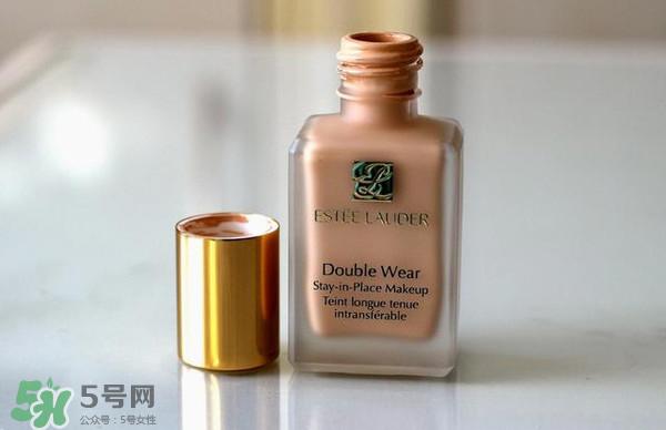 什么粉底液好用不脱妆？不脱妆的粉底液推荐