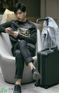 lv拉杆箱有哪几种尺寸？lv行李箱尺寸介绍