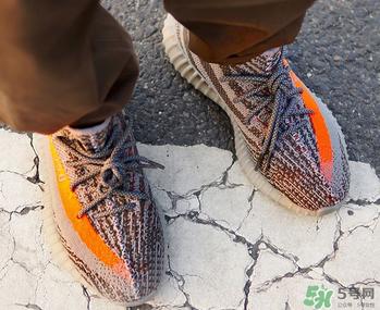 adidas yeezy 350 boost v2颜色尺码
