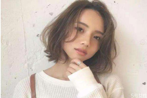 2020方脸女生适合什么发型 2020时候方脸女生的发型