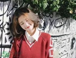 卷发发型图片中短发_中短卷发发型图片