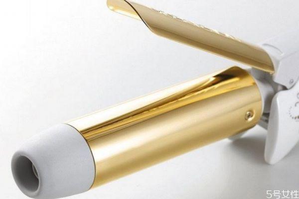 卷发棒伤头发是什么原因 经常用卷发棒伤头发吗