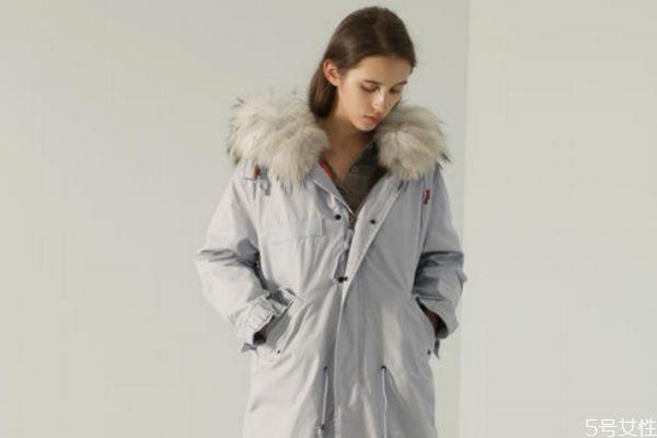 为什么尼克服这么贵 尼克服派克服如何选择