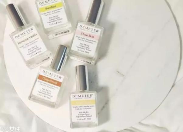 香水买什么牌子的好 高档女士香水品牌推荐