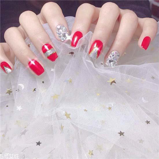 2018最新气质美甲图片红色系推荐 年轻女生红色系美甲图片