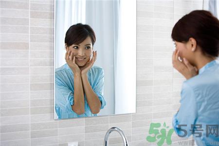 氨基酸洗面奶好吗?氨基酸洗面奶的功效与作用