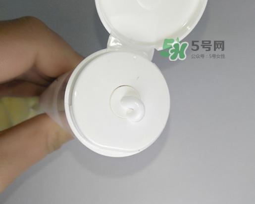 雅漾舒缓特护面霜怎么样 雅漾舒缓特护面霜怎么用