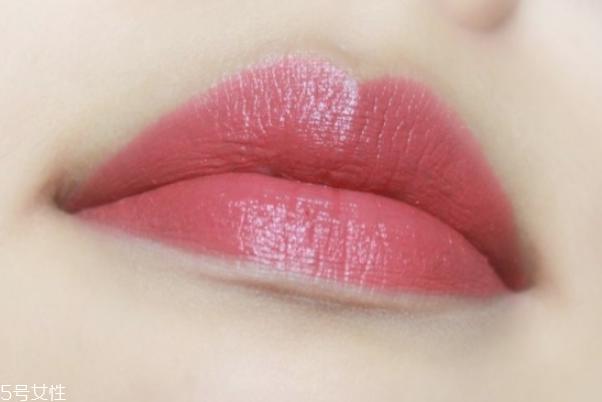 秋冬口红哪个颜色好看 秋冬口红色号推荐