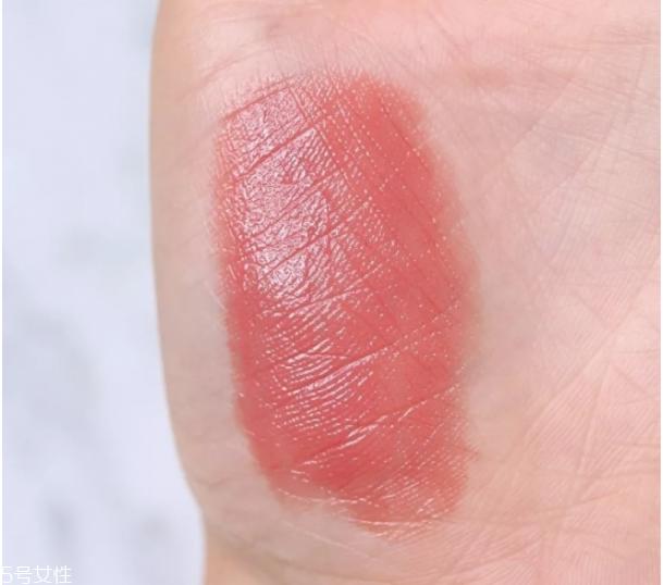 秋冬口红哪个颜色好看 秋冬口红色号推荐