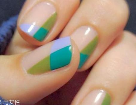夏季美甲图片2018款式 韩国范显手白的美甲颜色图片