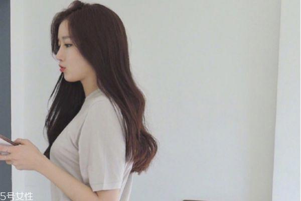 女生卷发发型图片 学生长卷发发型图片