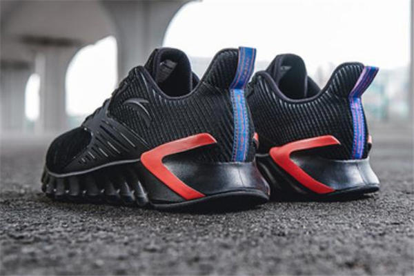 安踏运动鞋真假辨别 认准正品