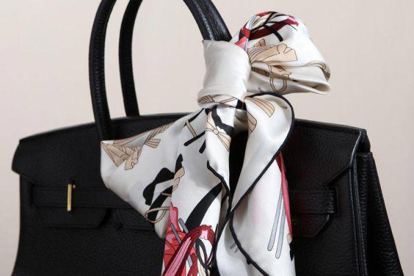 中国丝巾有哪些品牌 蚕丝丝巾什么品牌好