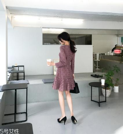 连衣裙搭配什么鞋子好看？处处散发迷人气质