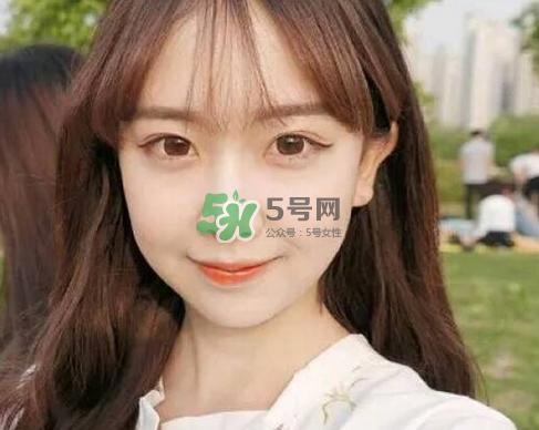 2017秋季流行什么长发_2017秋天流行长发发型图片