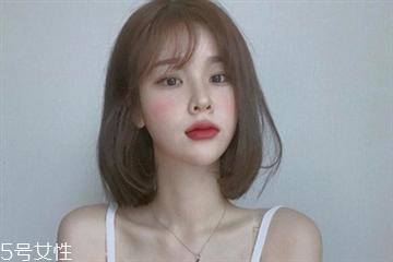 双下巴吸脂手术安全吗?