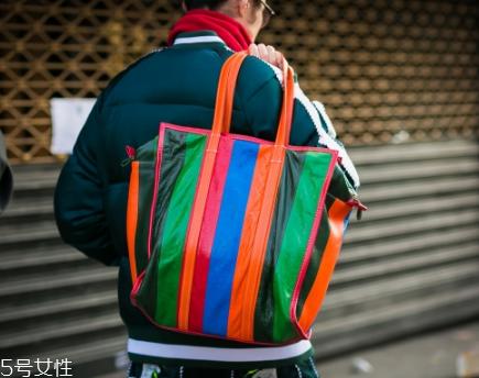 巴黎世家是什么档次?件件都是街拍爆款