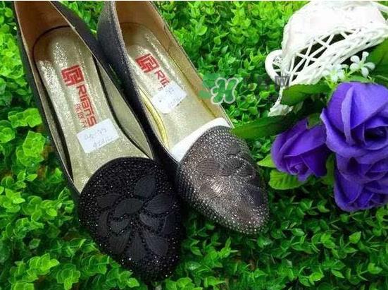 闰月鞋什么时候买2017？闰月鞋应该买什么颜色？