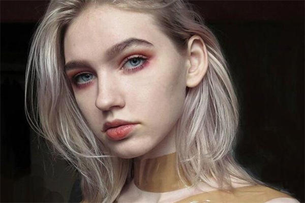 耳软骨垫鼻尖会穿透吗 耳软骨垫鼻尖会穿破鼻子吗