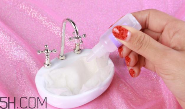 太阳社玻尿酸原液使用方法及搭配建议