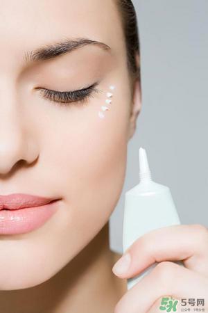 去鱼尾纹的眼霜哪种好？鱼尾纹用什么眼霜好？